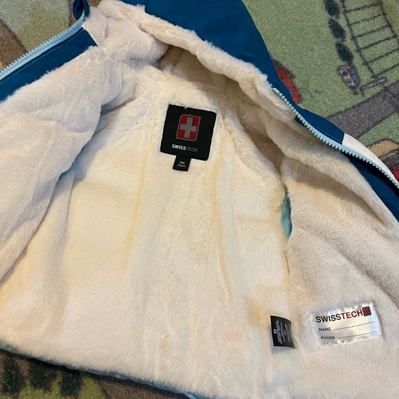 Winter jacket - Picture 4 of 5